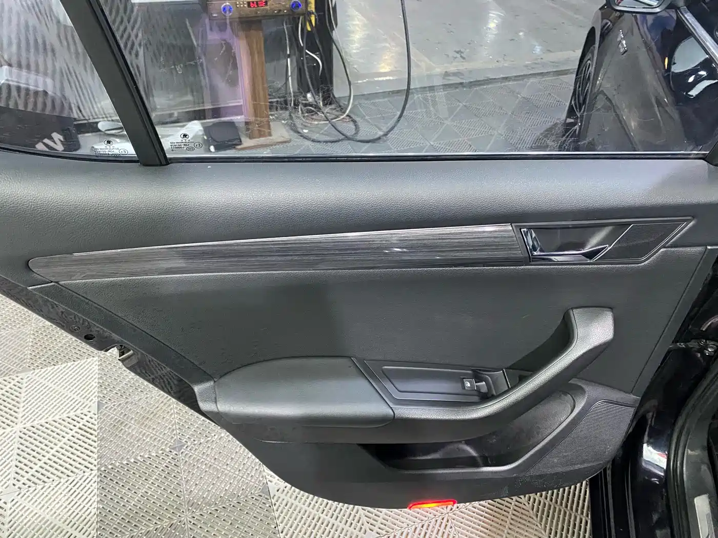 Škoda Superb 2018 TSI330 DSG Luxury Edition China V фото 12