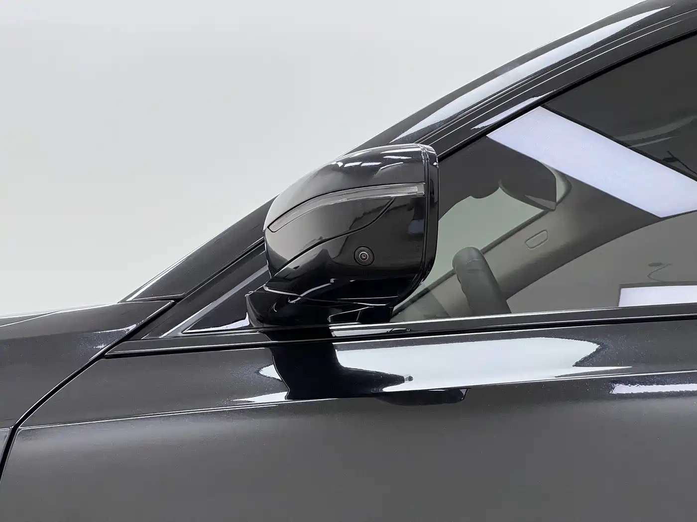 BMW 3 Series 2023 325Li M Sport Black Night Package фото 11