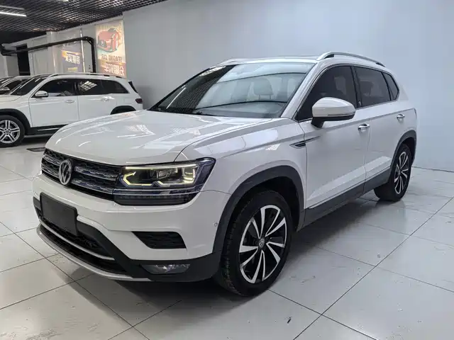 Volkswagen Tharu 2020