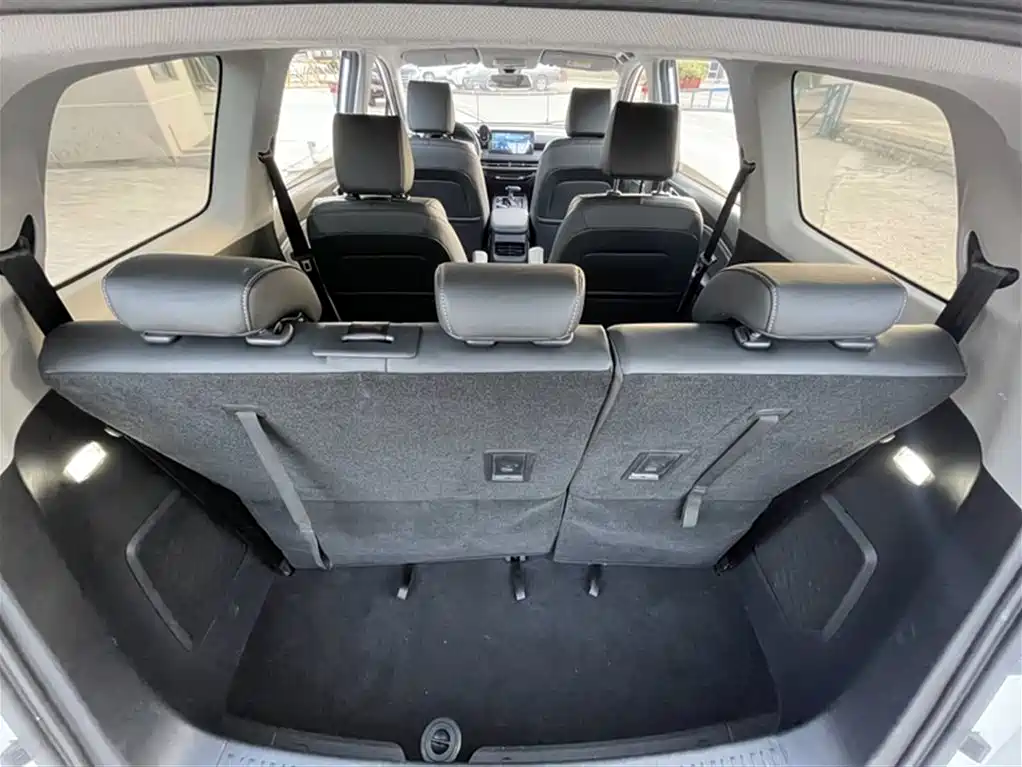 Wuling Motors Wuling Jiachen 2025 2022 1.5T CVT Smart Luxury