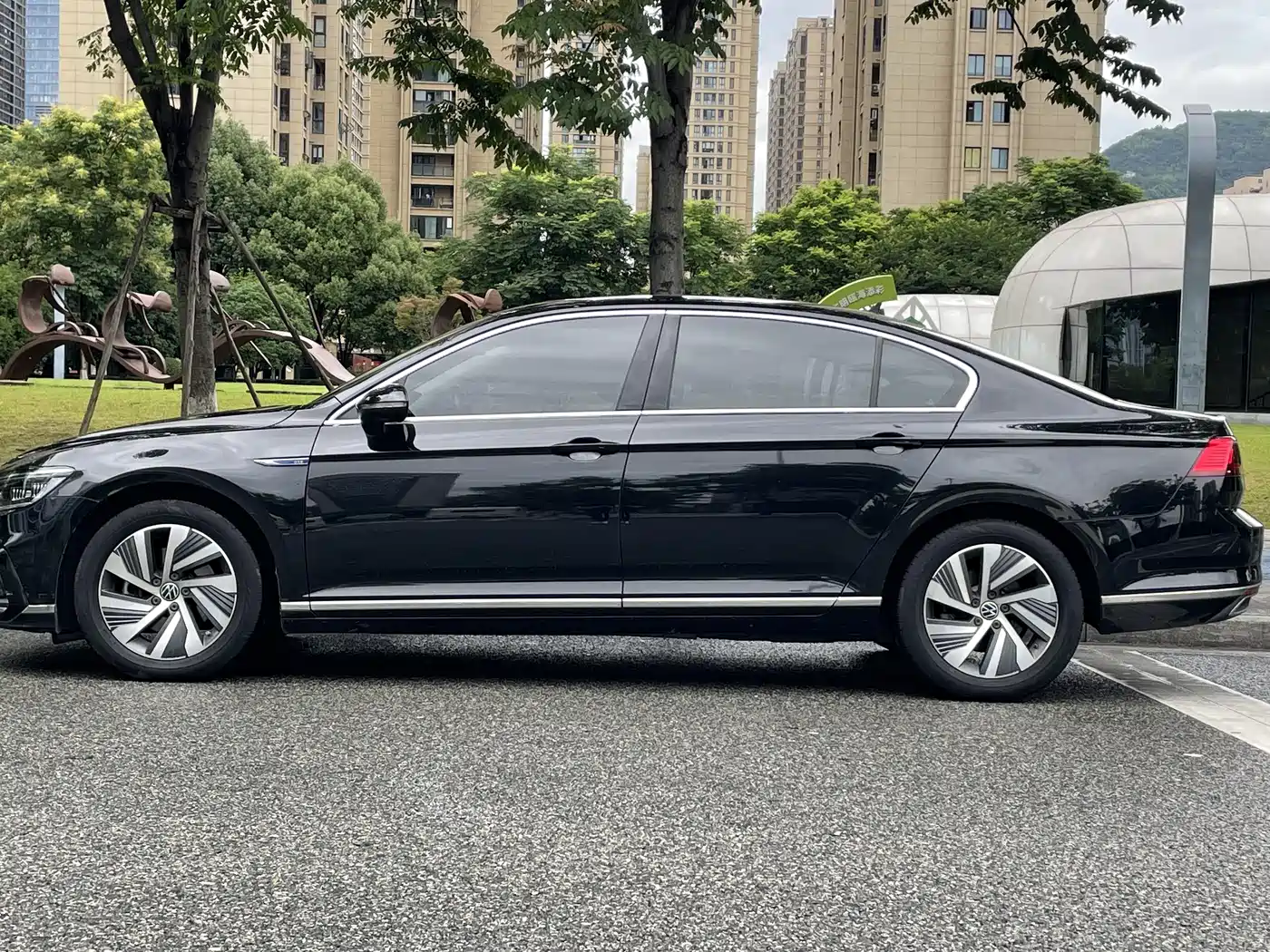 Volkswagen Magotan GTE Plug-in Hybrid 2020 GTE Luxury фото 4