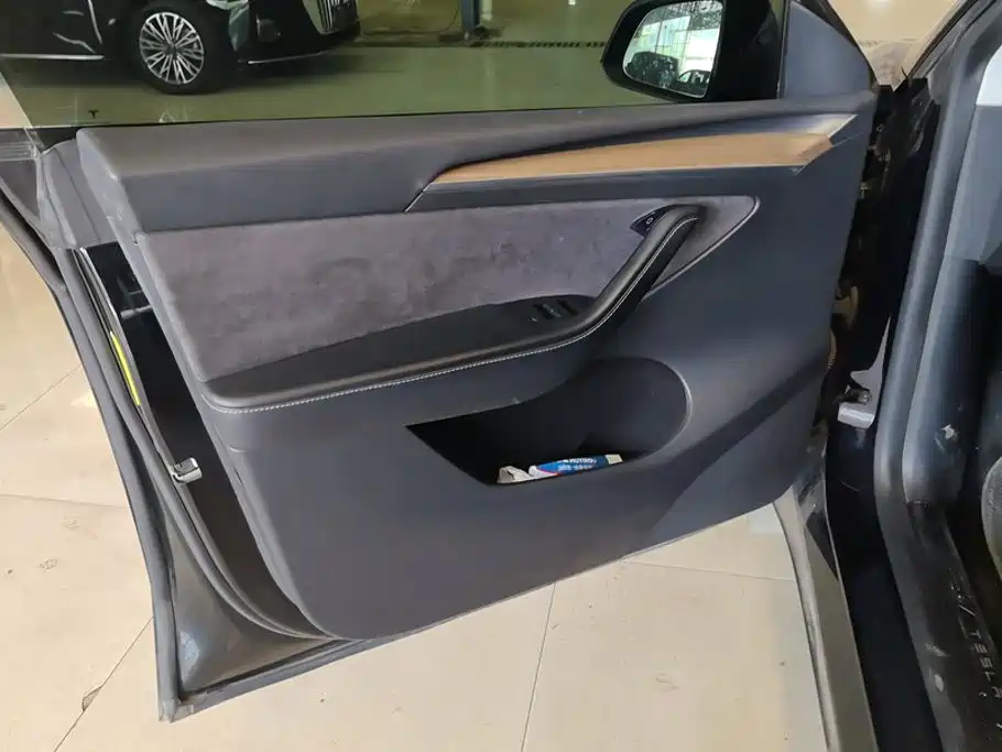 Tesla Model Y 2021 2021 Standard Range Rear-Wheel Drive