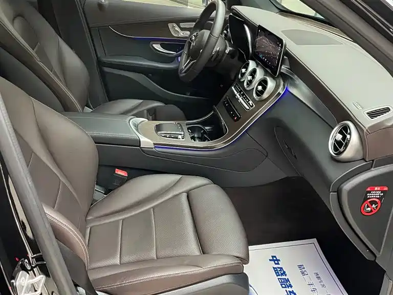 Mercedes-Benz GLC 2022 Facelift II GLC 260 L 4MATIC Luxury фото 19