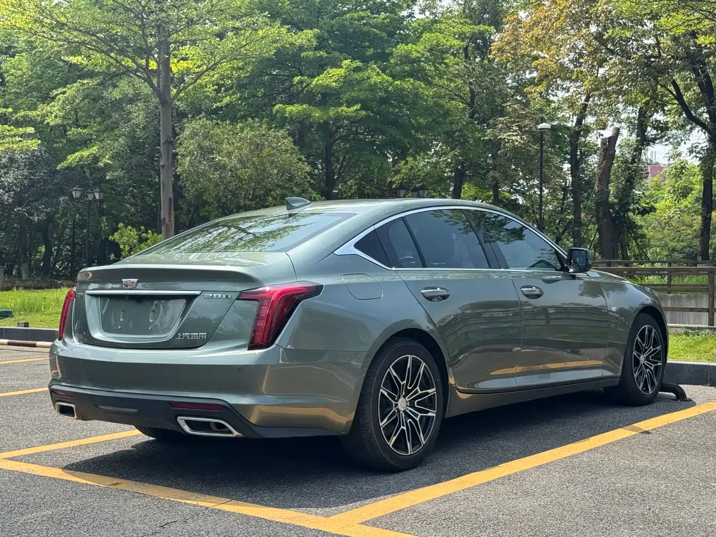 Cadillac CT5 2022 28T Luxury (Standard) фото 4