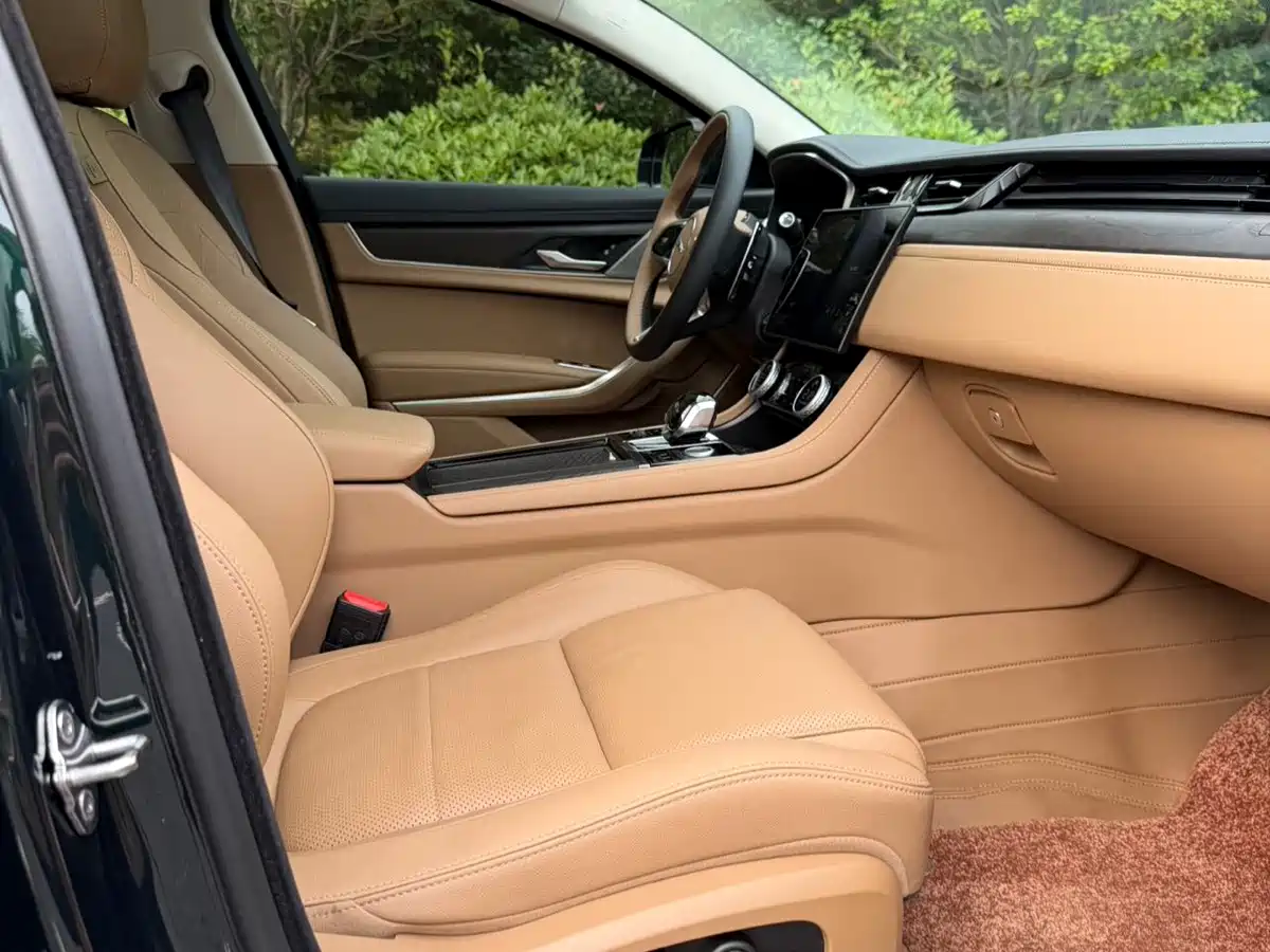 Jaguar XFL 2024 2024 2.0T P250 2WD Premium Luxury