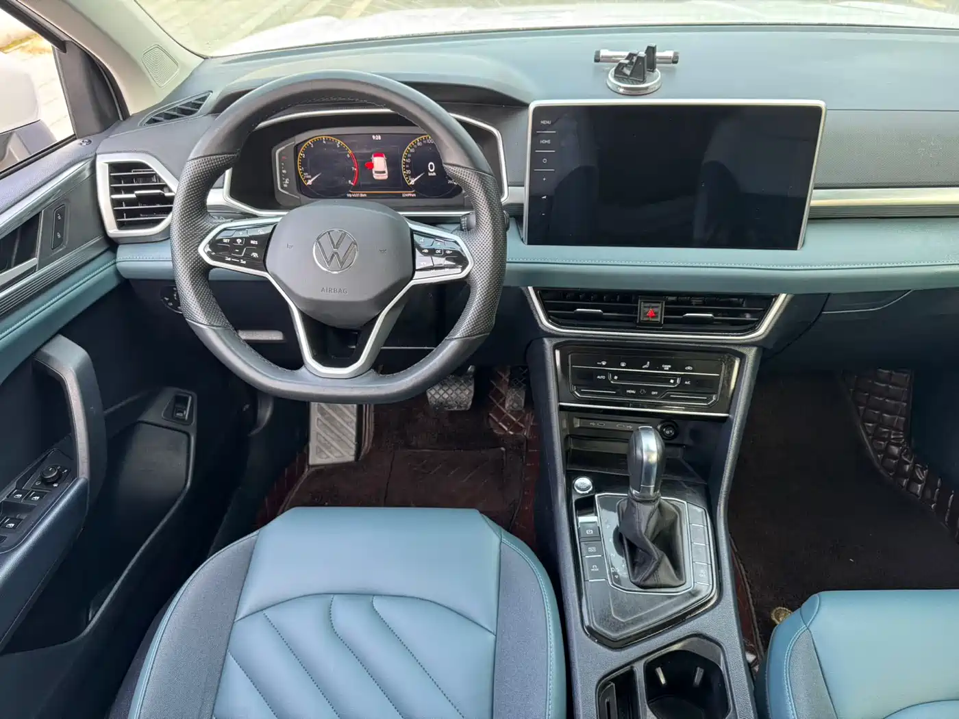 Volkswagen Tharu 2023 300TSI 2WD Full Moon Edition фото 12