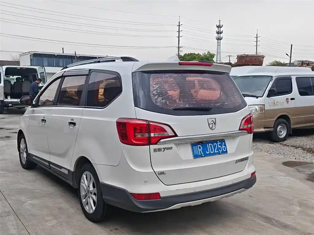 BAOJUN 730