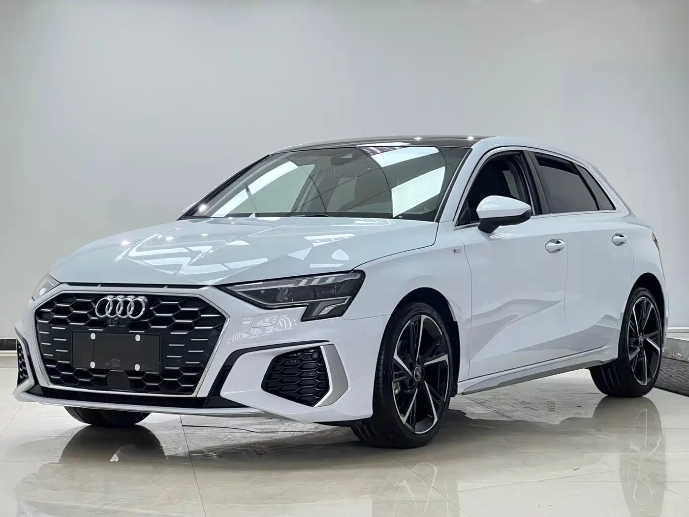 Audi A3 2023 Sportback 35 TFSI Fashion Sport