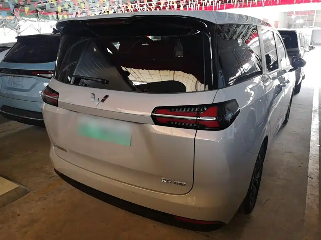Wuling Motors Xingguang 730 New Energy 2025 2025 Model Plug-in Hybrid Base Version