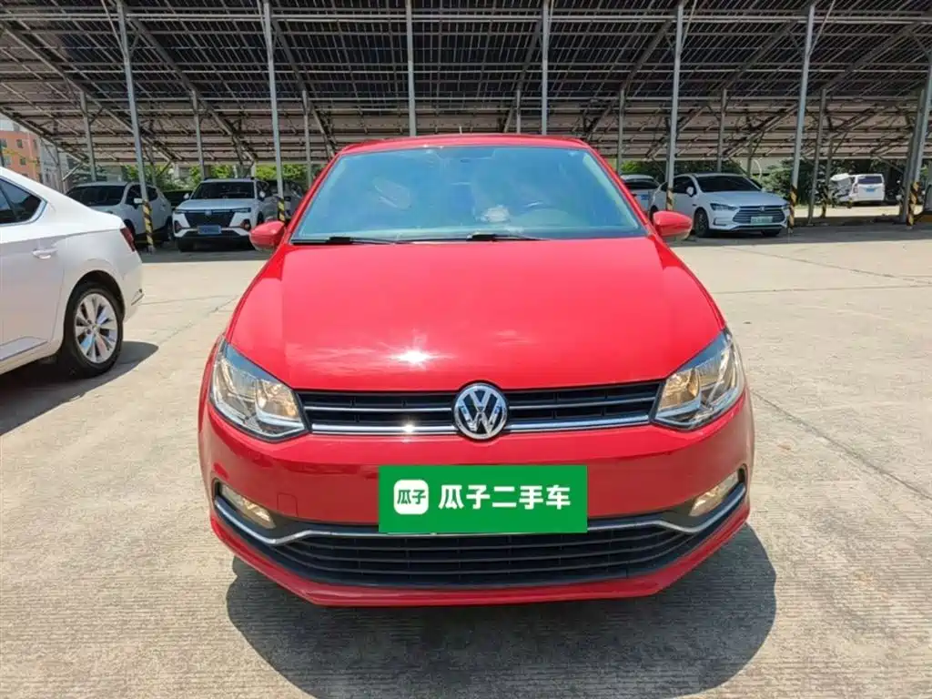 Volkswagen Polo 2016 1.6L Automatic Comfort фото 3