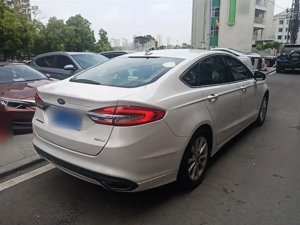 FORD MONDEO