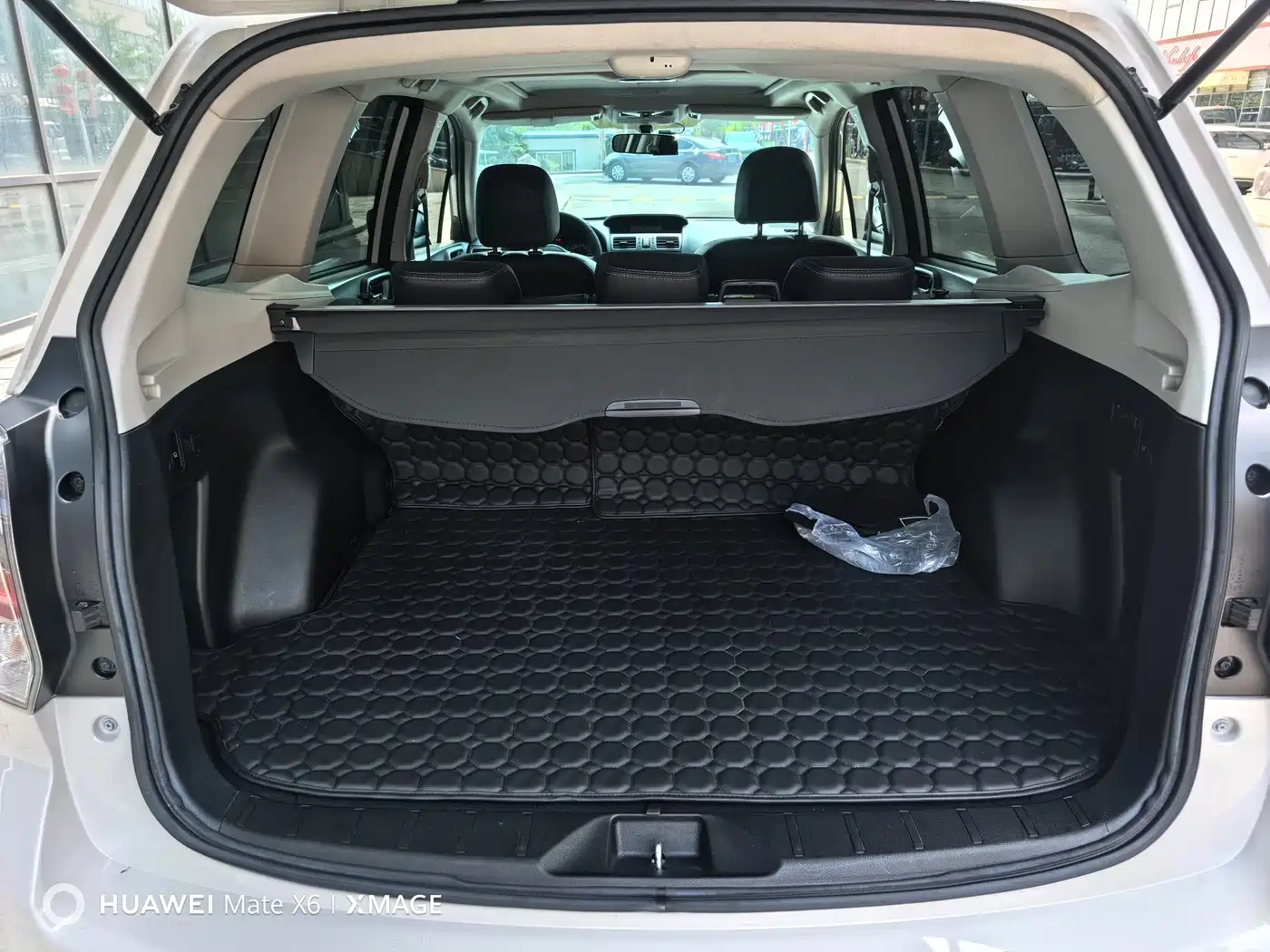 Subaru Forester 2016 2.0i Luxury Navigation Edition фото 10