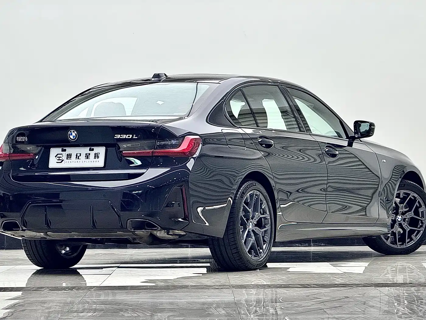 BMW 3 Series 2025 330Li M Sport Night Edition фото 9