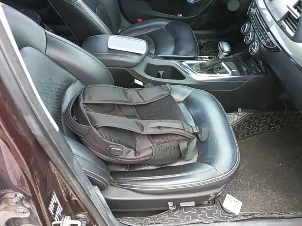 GAC Trumpchi Trumpchi GA6 2018 2016 235T DCT Luxury Edition