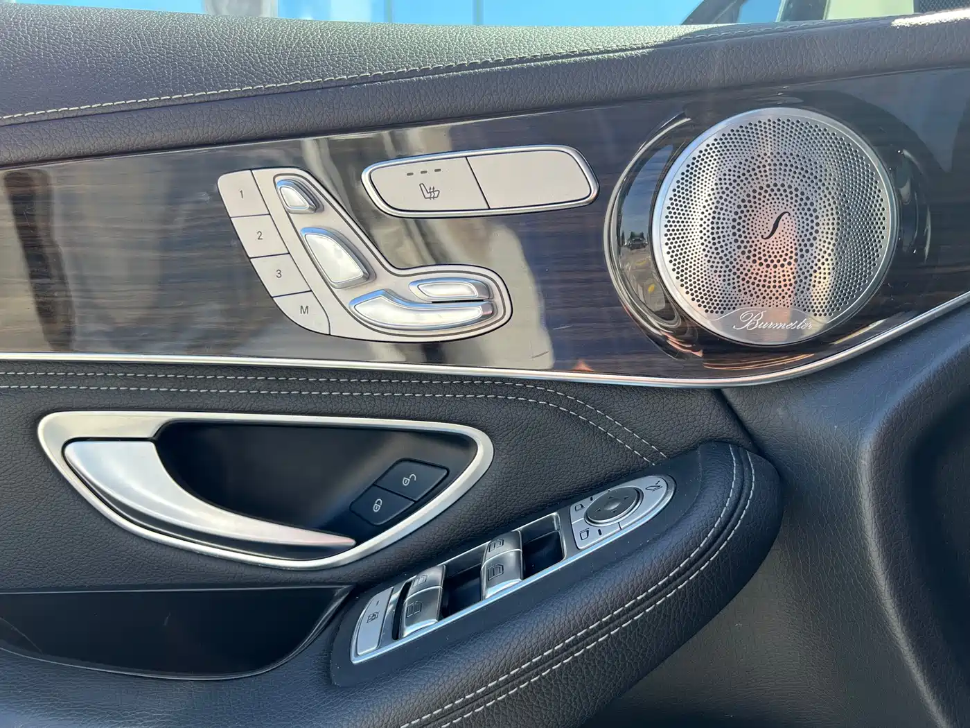 Mercedes-Benz GLC 2019 GLC 260 4MATIC Dynamic фото 5