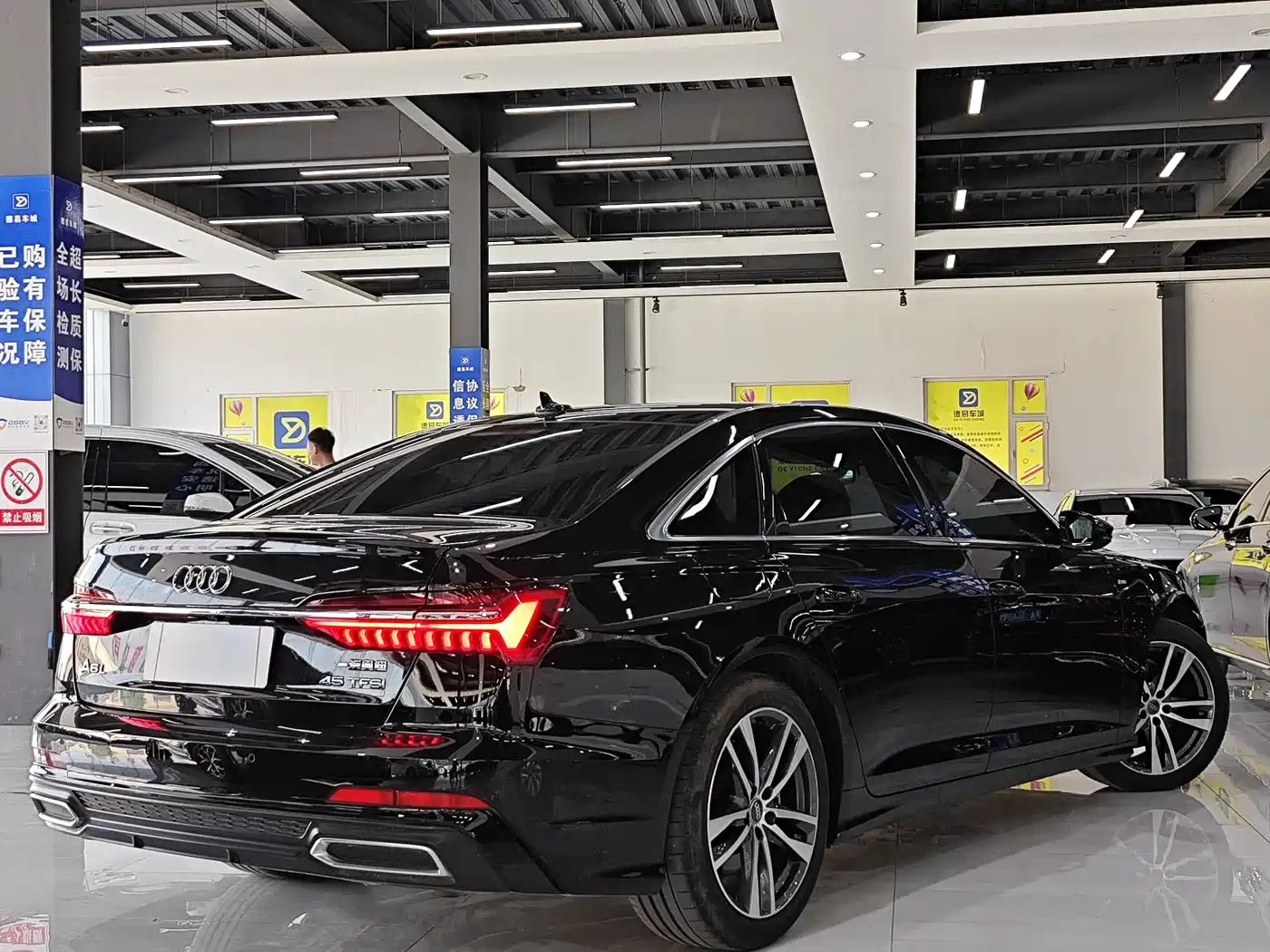 Audi A6L 2019 45 TFSI Premium Dynamic фото 9