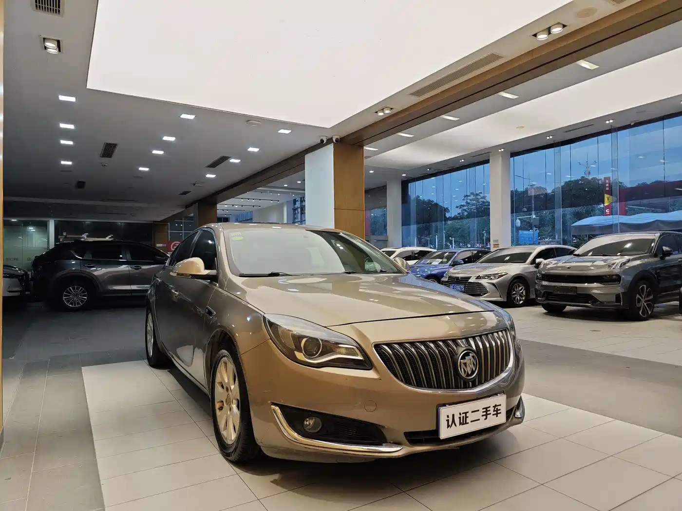 Buick Regal 2015 1.6T Leading Tech Edition фото 5