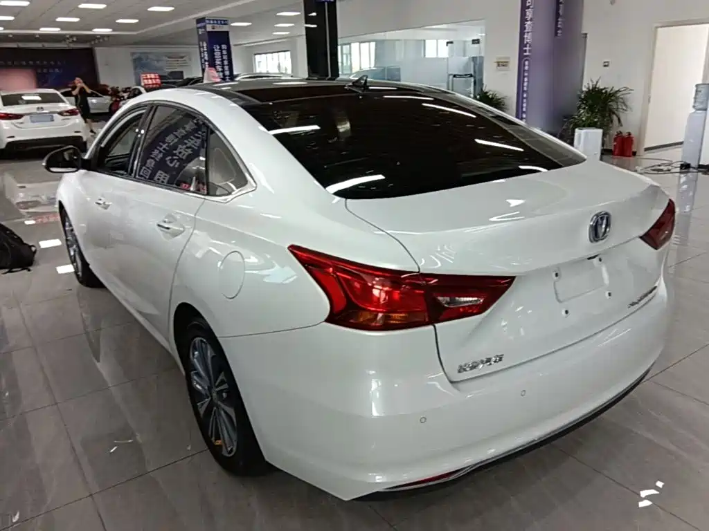 Changan Raeton CC 2018 2018 1.5T Auto Smart Elegance China V