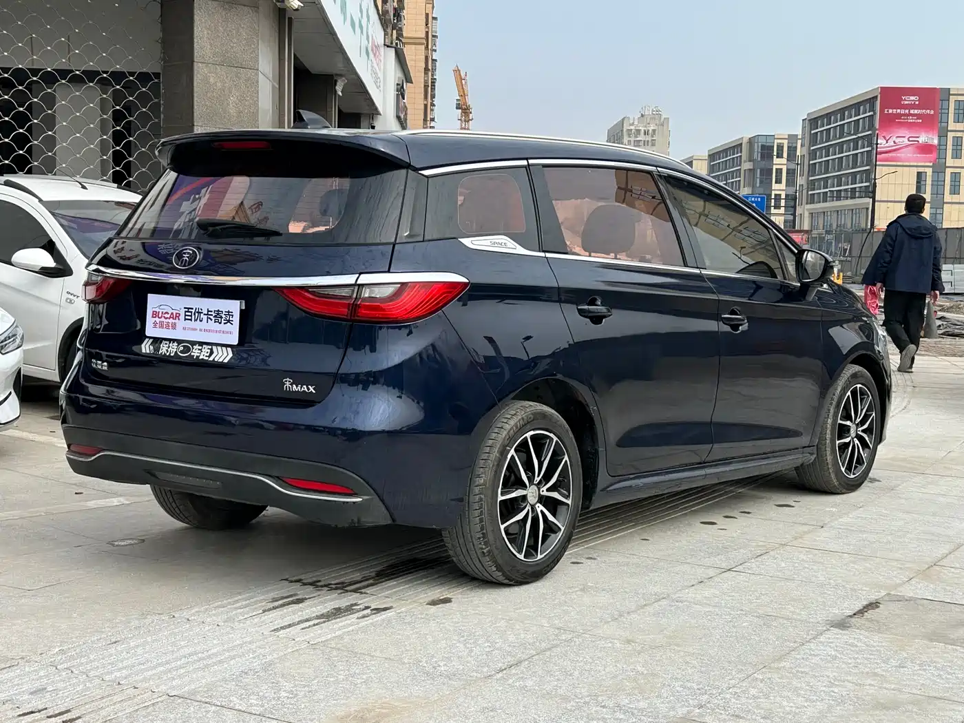BYD Song MAX 2018 1.5T Auto Smart Connected Elite 6-Seater фото 4