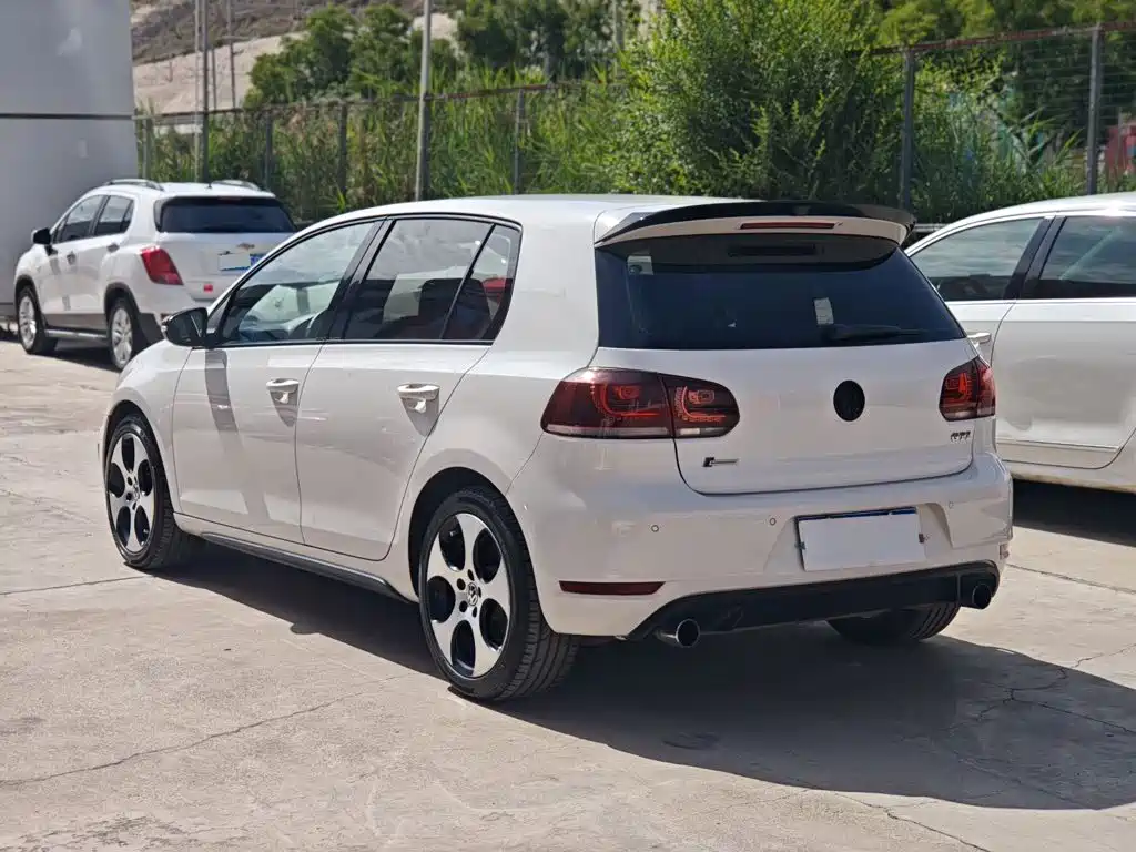 Volkswagen Golf GTI 2013 2012 2.0TSI GTI