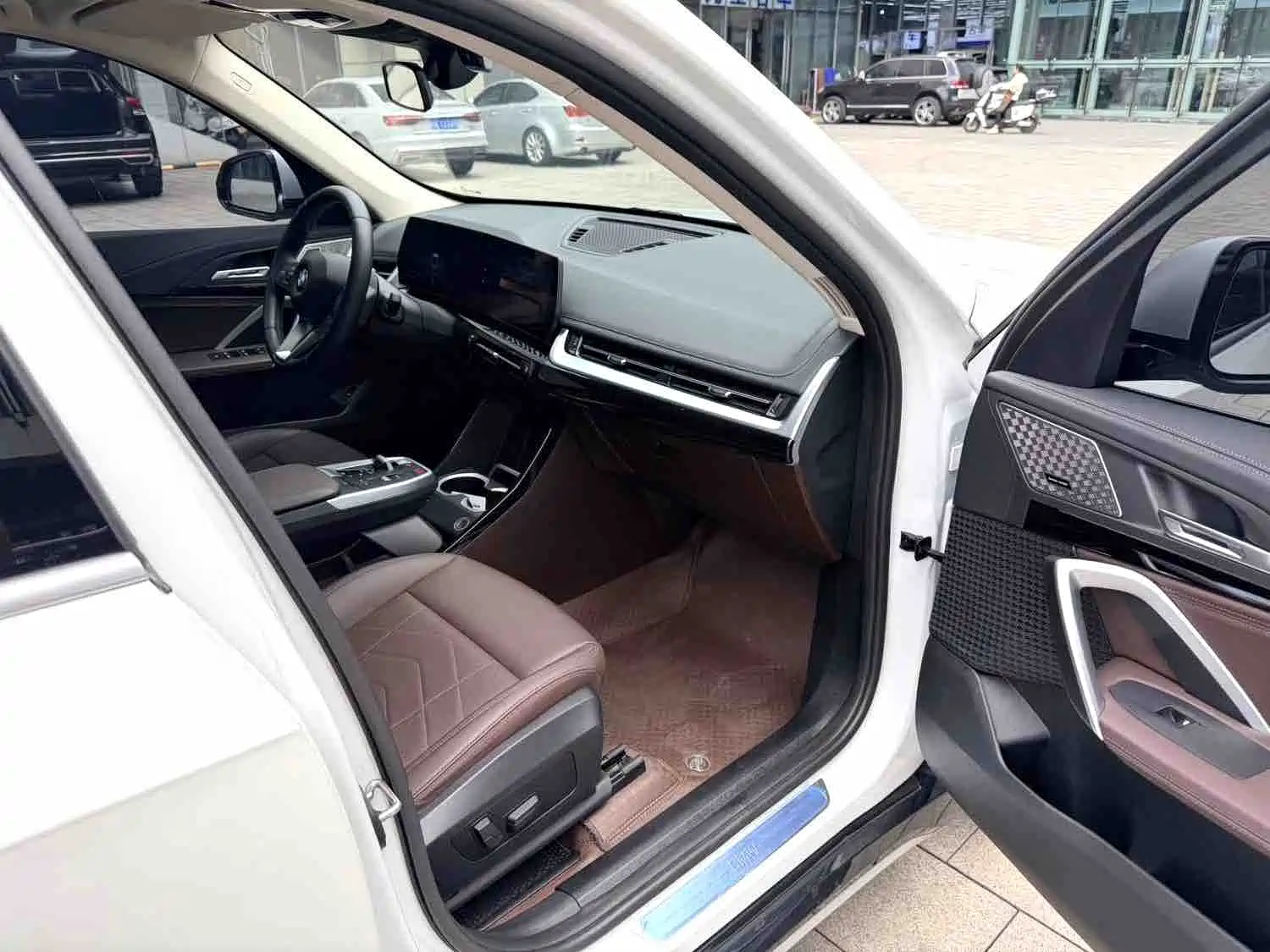 Photo 14 - BMW X1