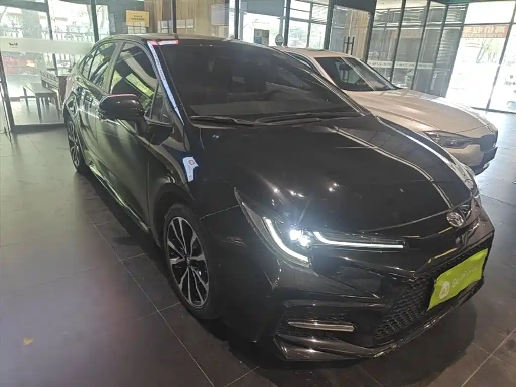 Toyota Levin 2022 185T CVT Sport Edition фото 4