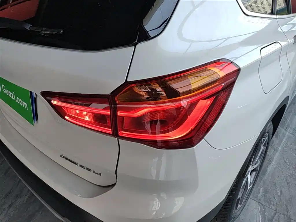 BMW X1 2019 xDrive20Li Premium Model фото 7