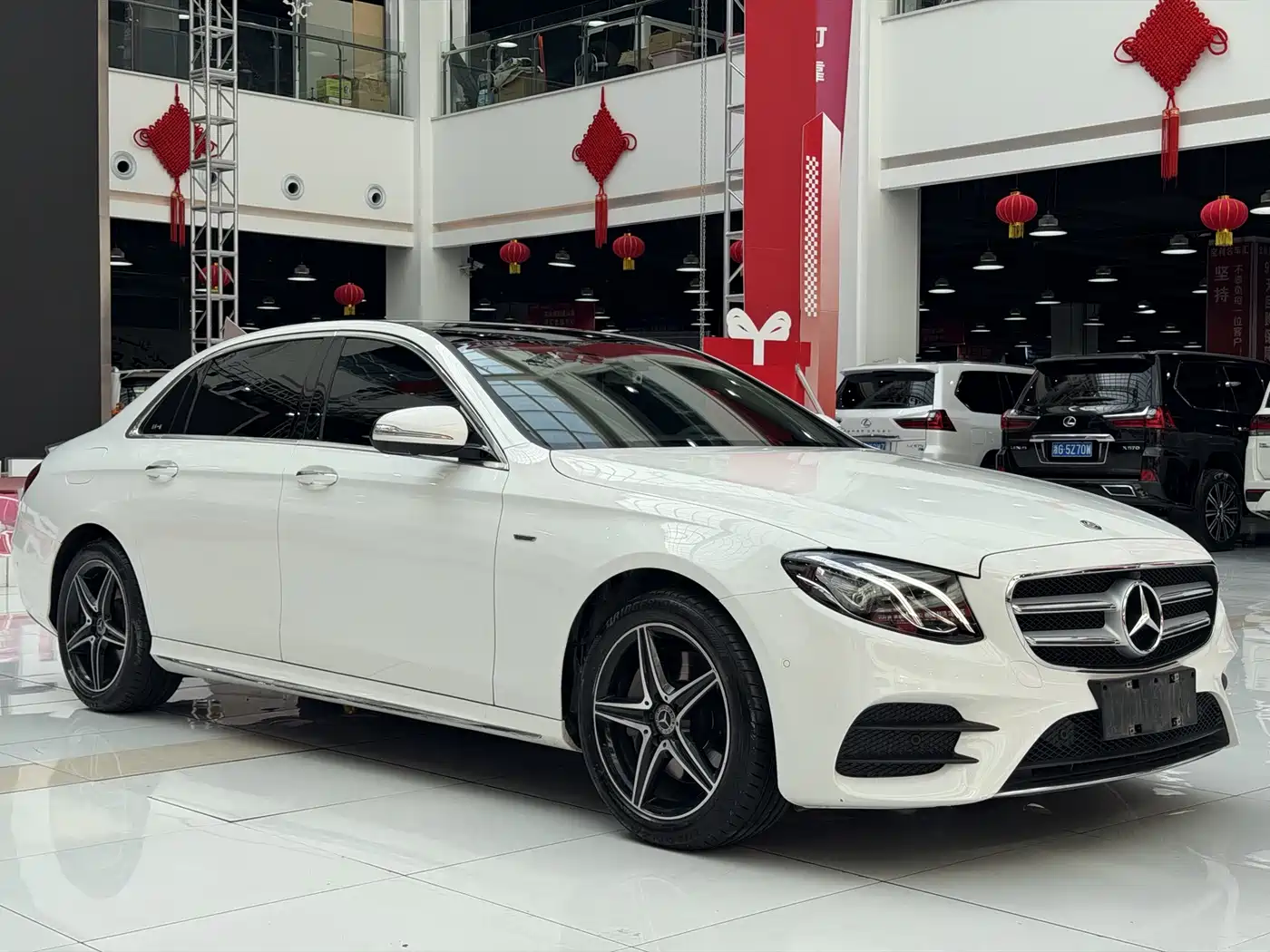 Mercedes-Benz E-Class 2020 Facelift E 300 L Sport Exclusive фото 3