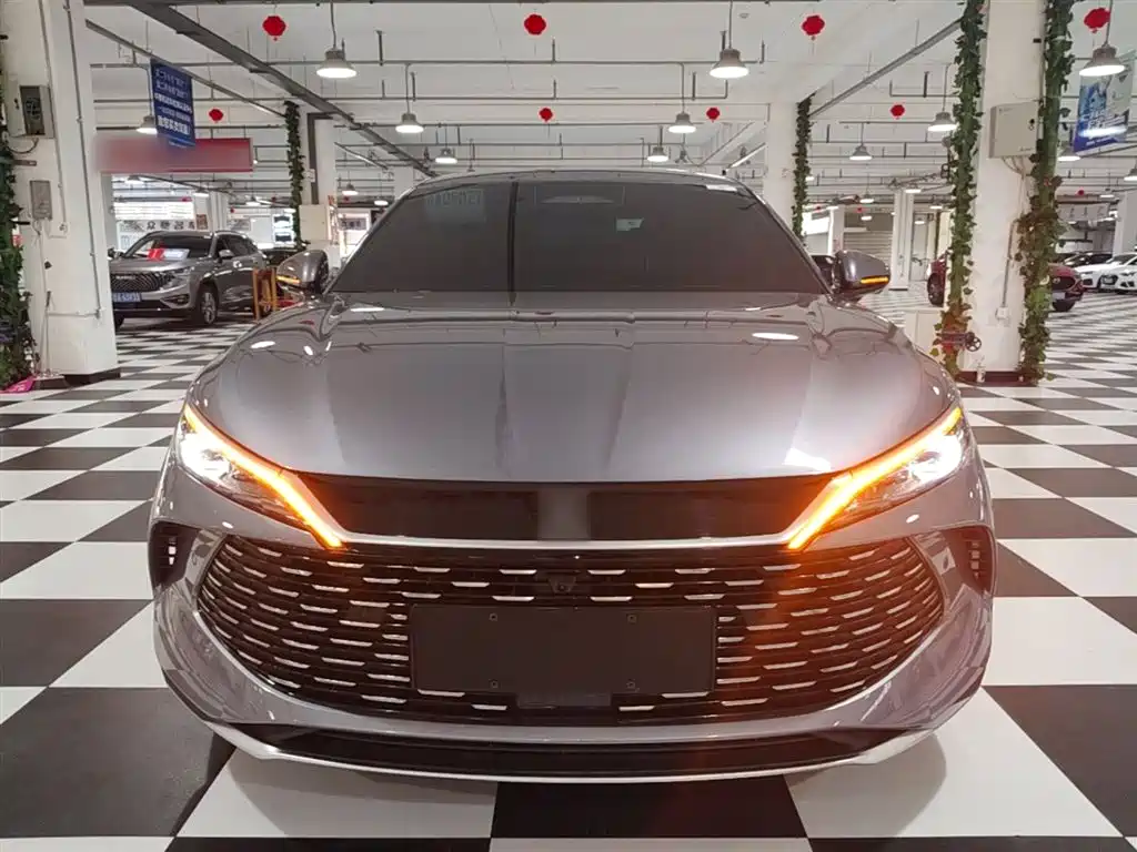 BYD Qin L 2025 DM-i Smart Drive Edition 80KM Leading фото 3