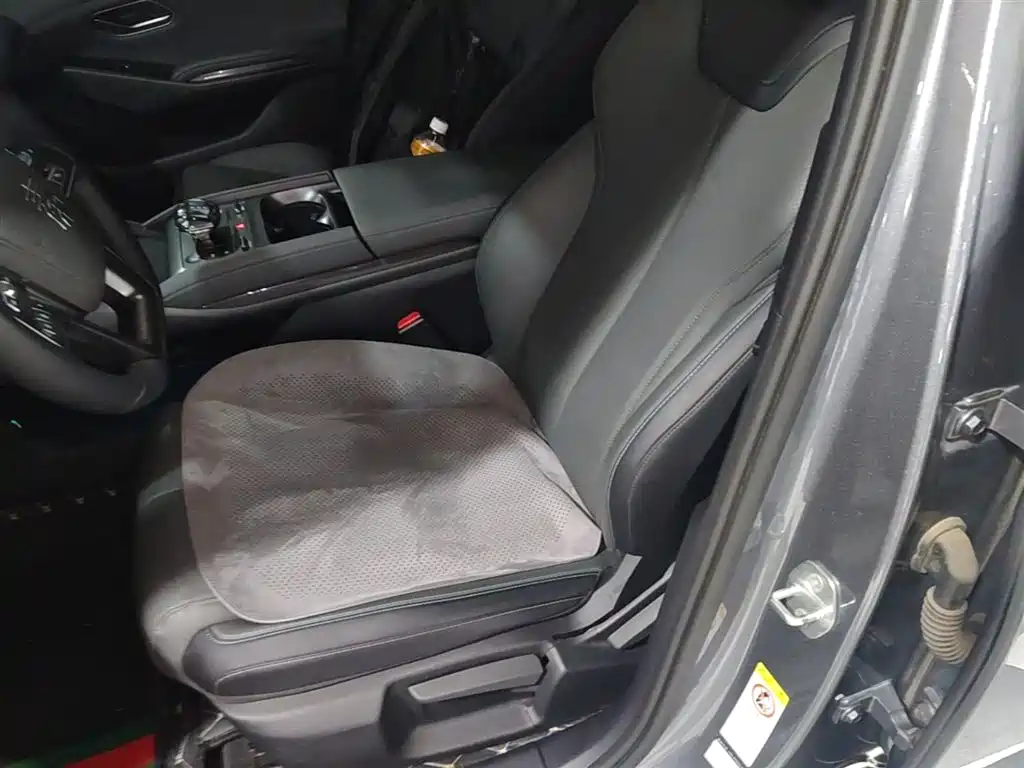 BYD Qin L 2025 DM-i Smart Drive Edition 80KM Leading фото 11