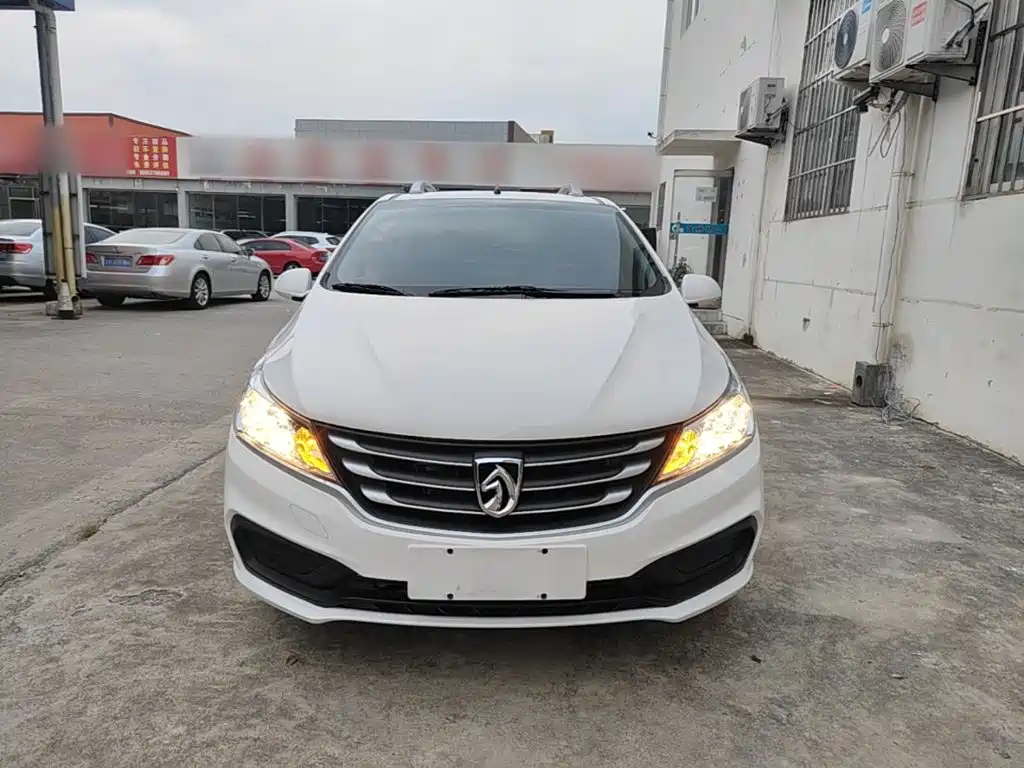 2020 Baojun 310