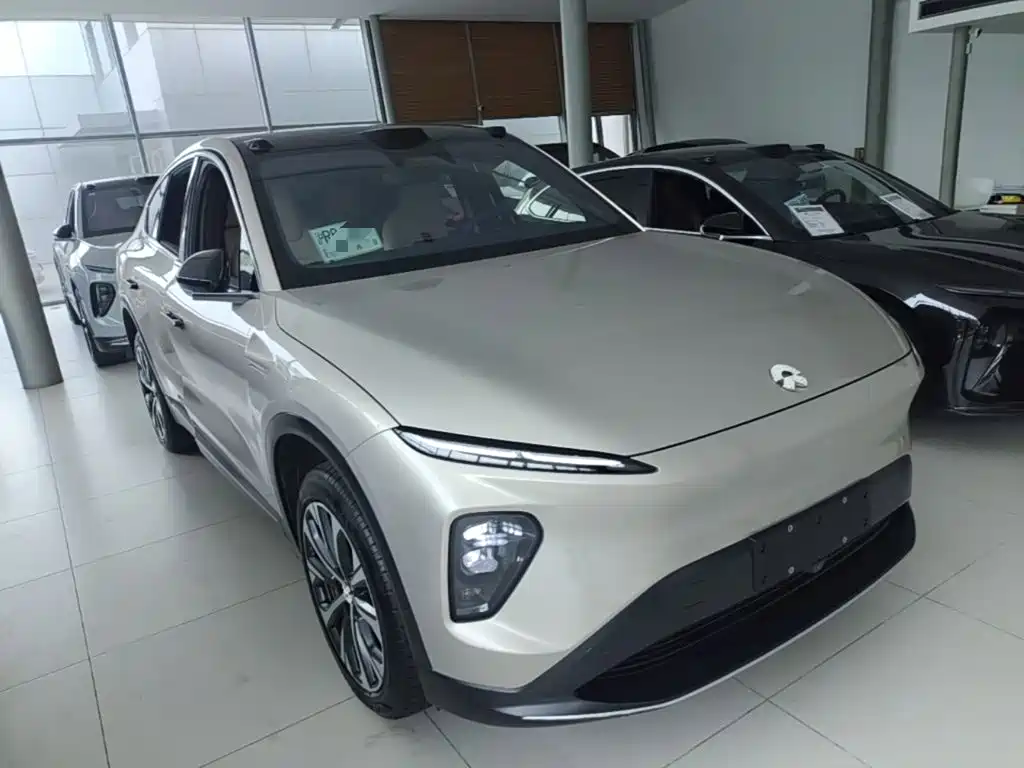 Фото 4 - NIO EC7