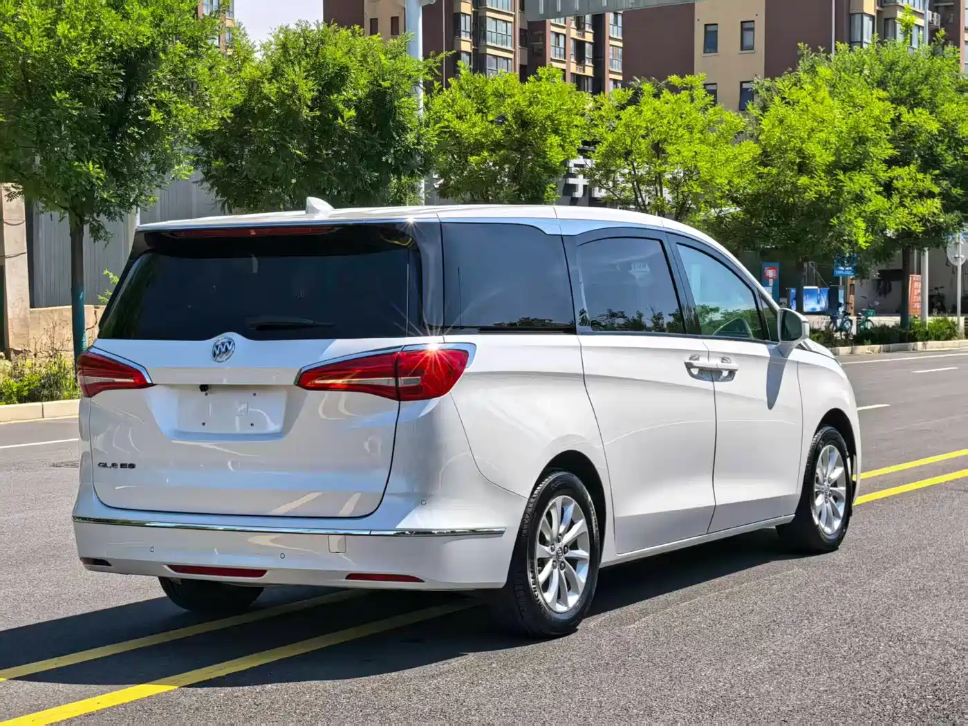 Buick GL8 2017 ES 28T Comfort Type China V фото 19