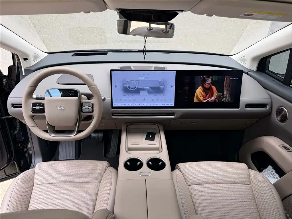 Li Auto Li i8 2026 2025 Standard Edition