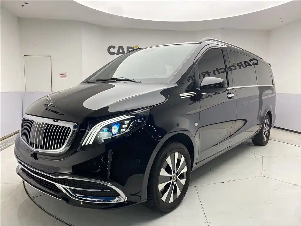 Mercedes-Benz Vito 2023 2.0T Elite 7-Seater