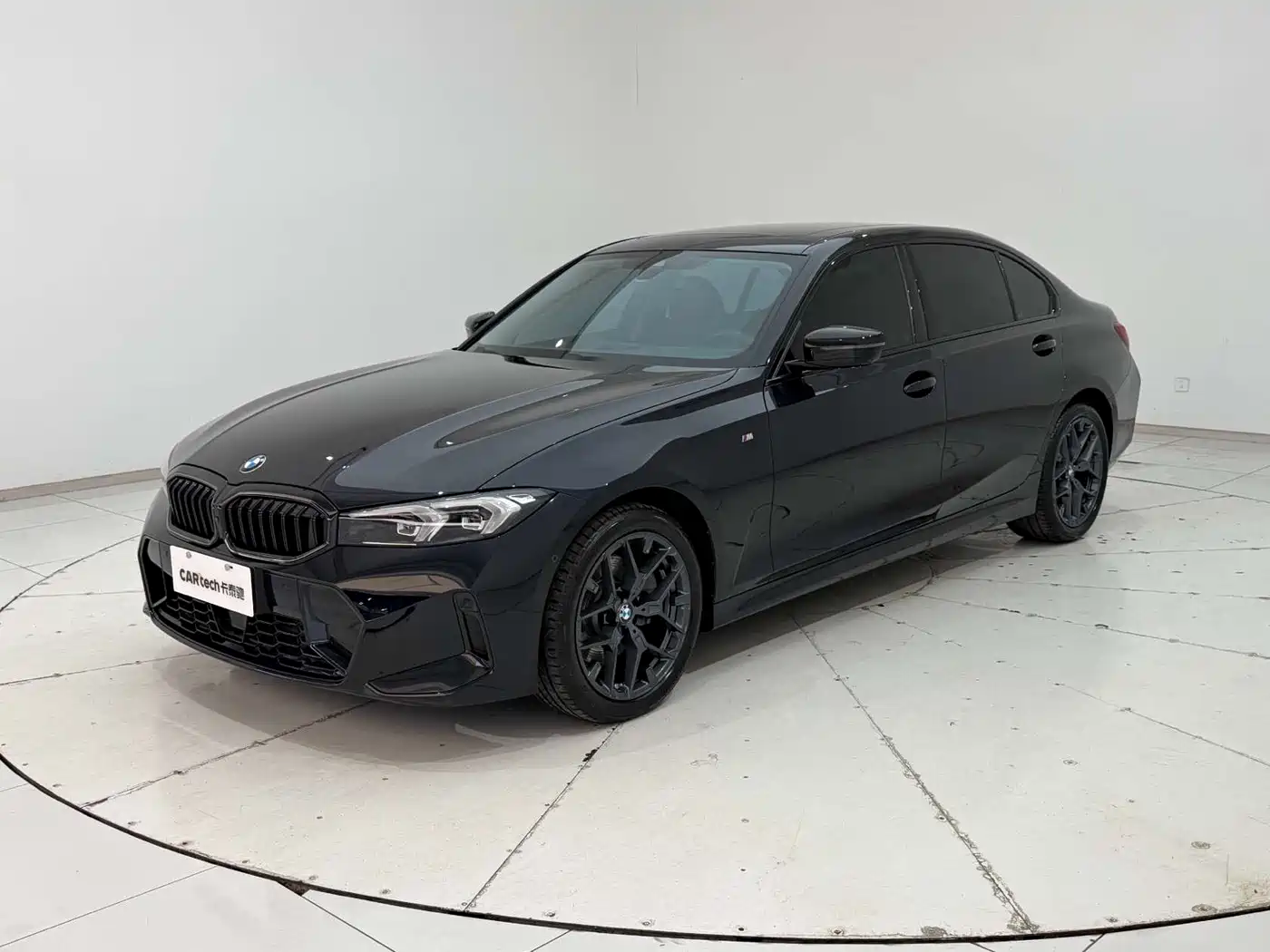 BMW 3 Series 2025 330Li M Sport Night Edition фото 5