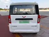 Фото 6 - Wuling Motors Wuling Zhiguang NEV