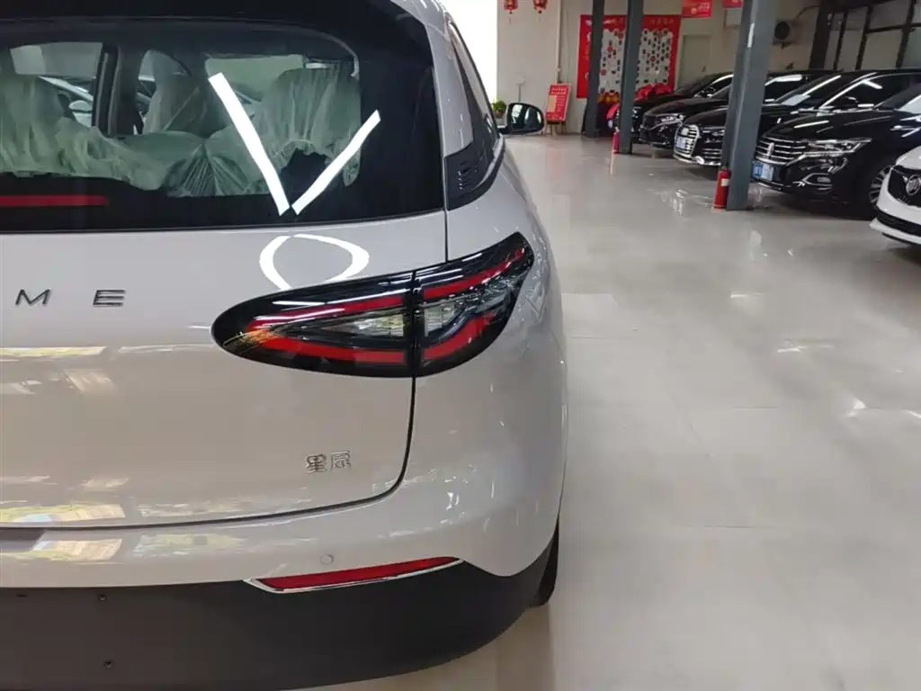Geely Galaxy Starry Wish 2026 Edition 310km Youth Version фото 8