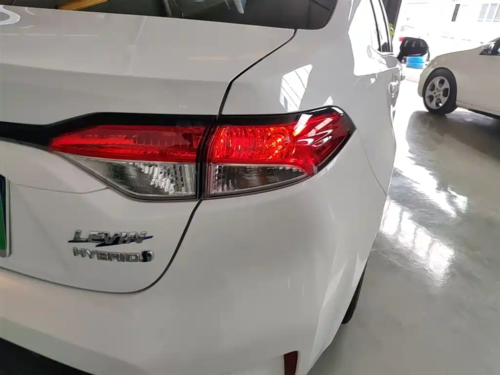 Toyota Levin 2023 Smart Hybrid 1.8L Sport Edition фото 8