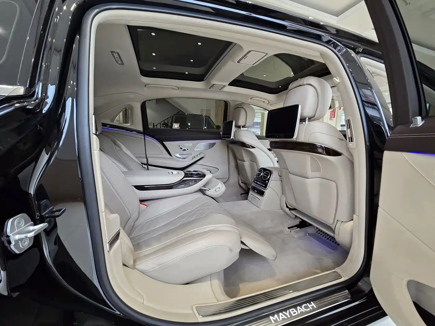 Mercedes-Benz Maybach S-Class 2017 S 400 4MATIC фото 15