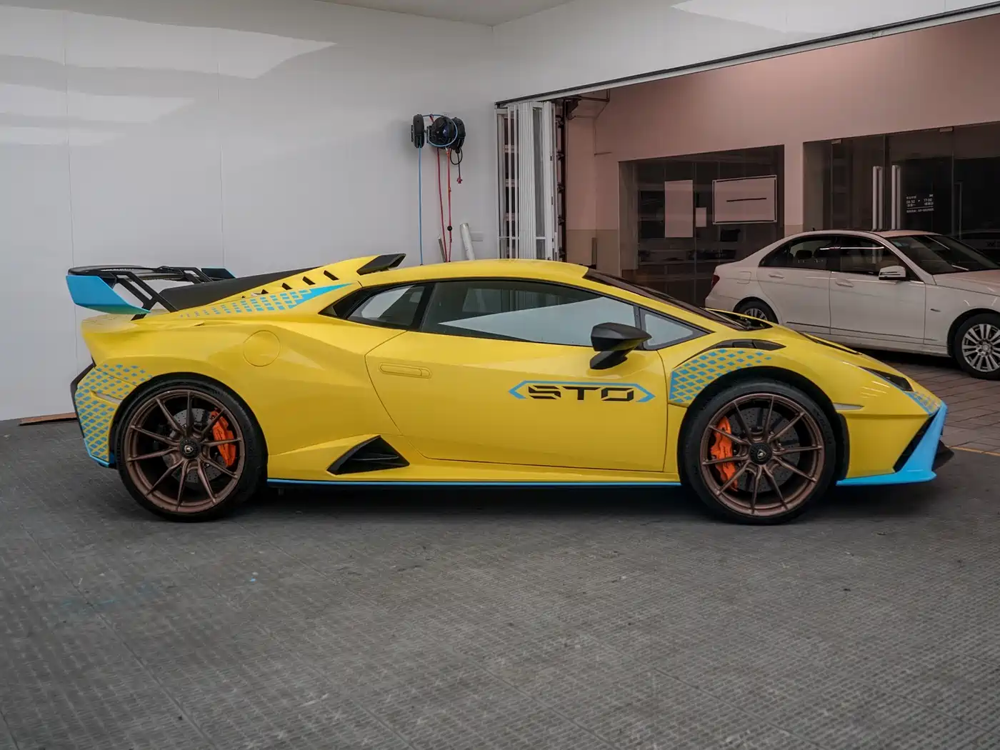 LAMBORGHINI HURACÁN