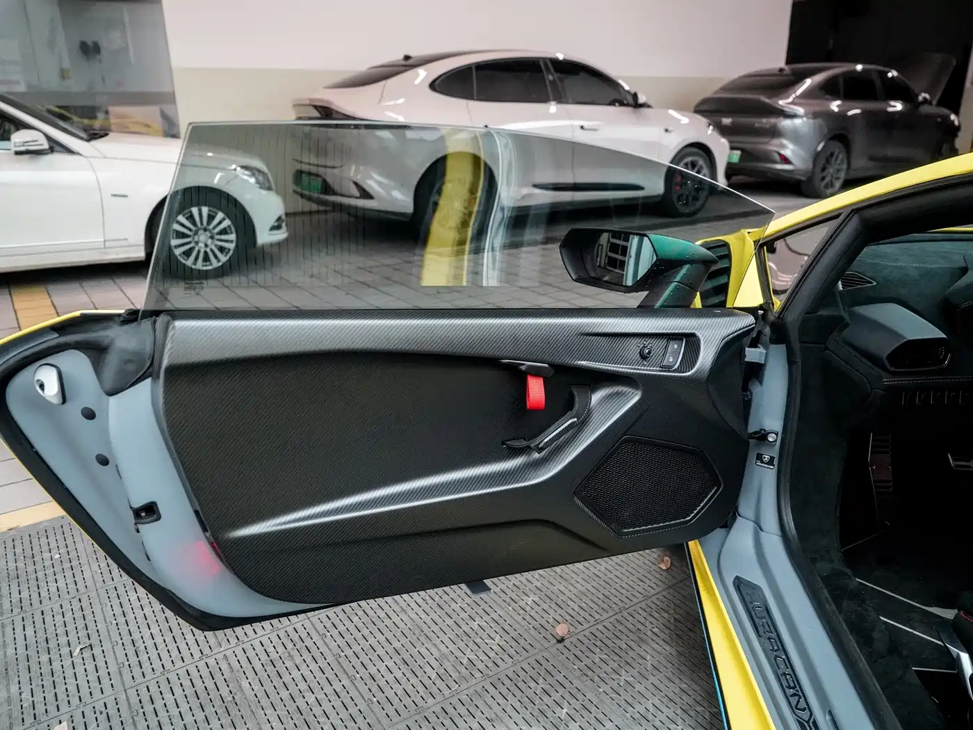 LAMBORGHINI HURACÁN