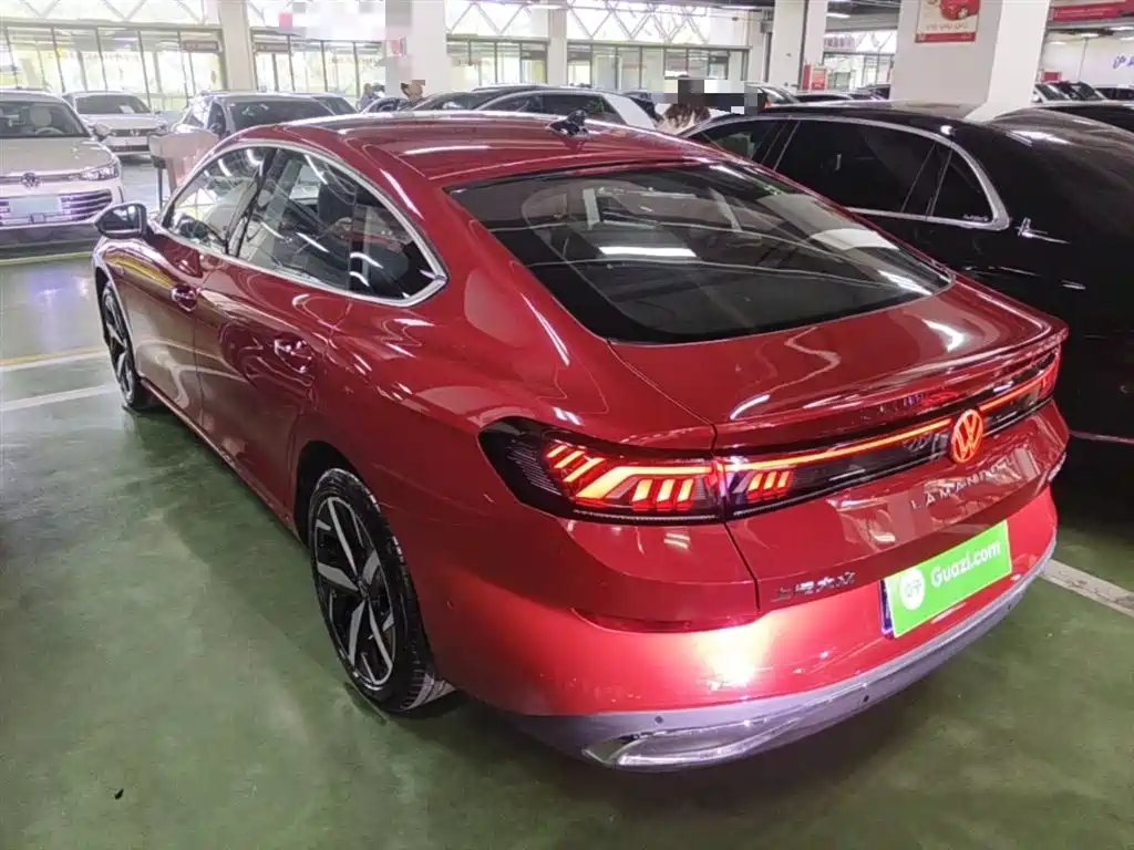 VOLKSWAGEN LINGDU