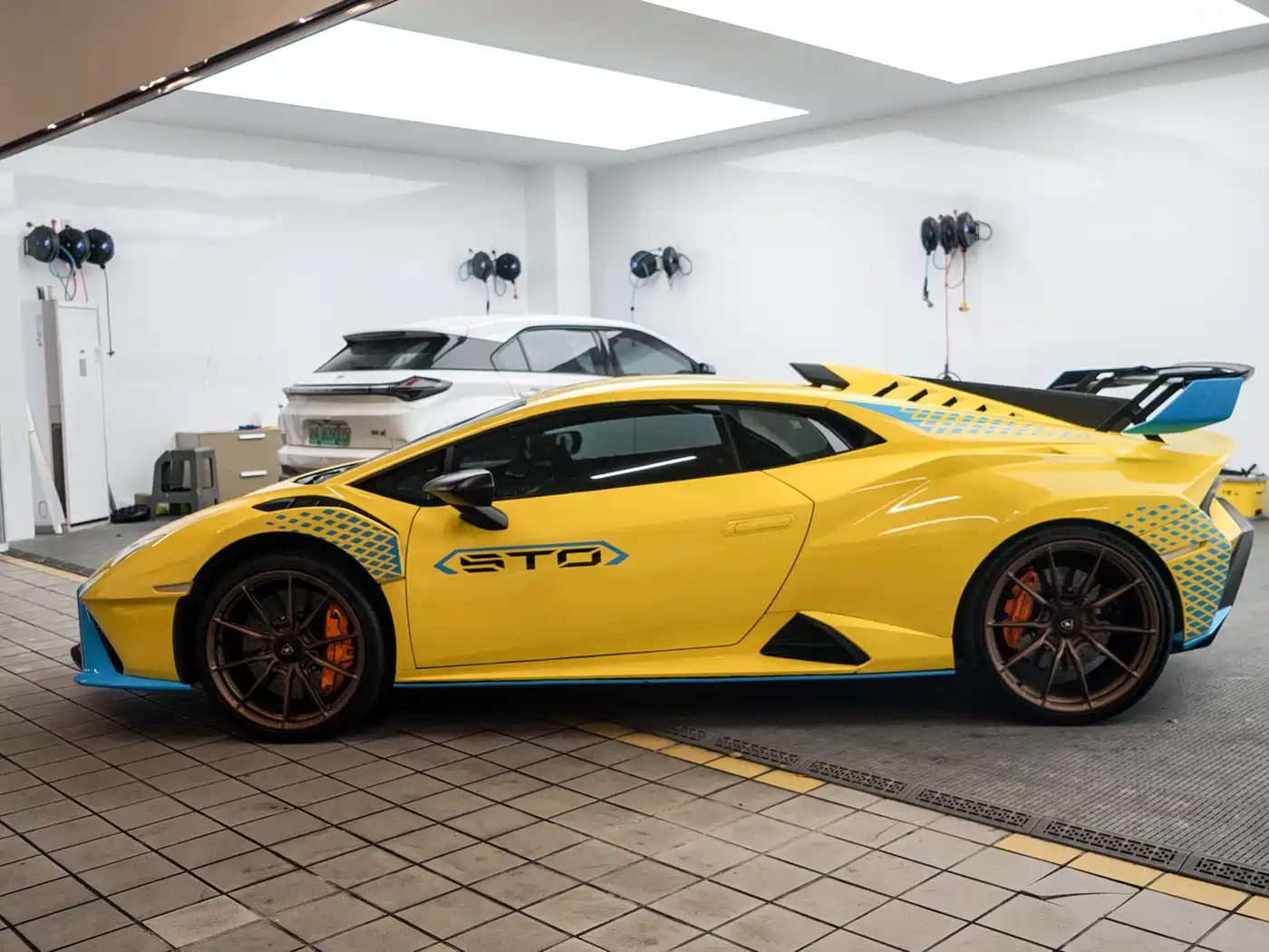 LAMBORGHINI HURACÁN