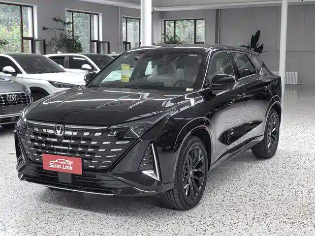 Changan Changan UNI-Z 2025 1.5T Luxury Edition