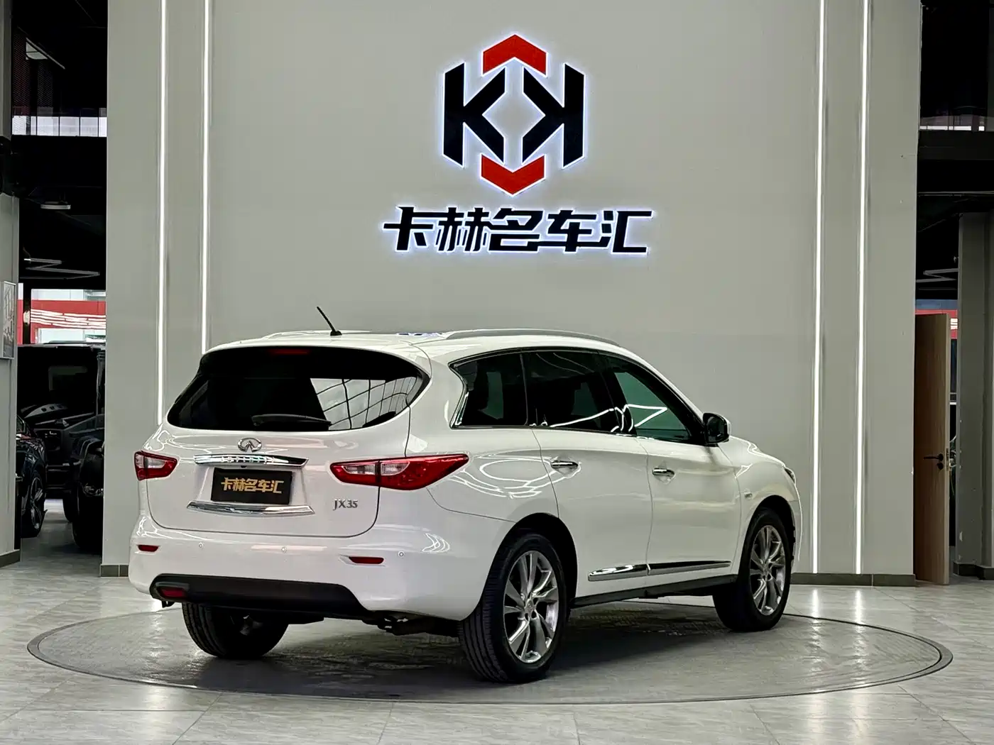 Infiniti JX 2013 JX35 AWD All-Round Edition фото 6