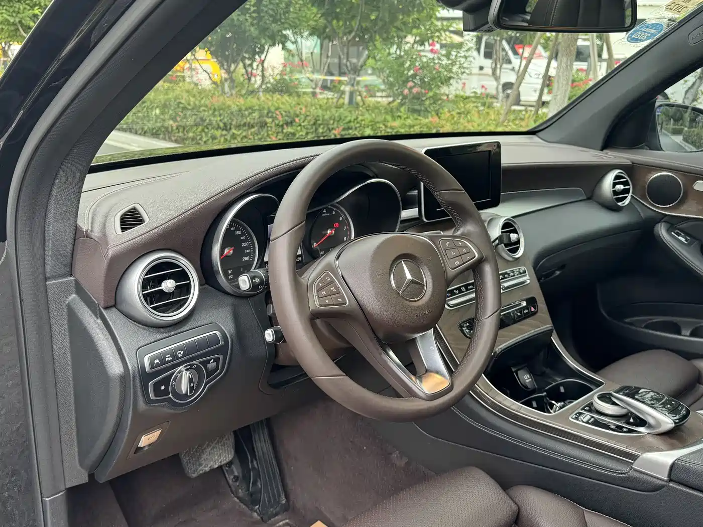 Mercedes-Benz GLC 2019 GLC 300 L 4MATIC Dynamic фото 9