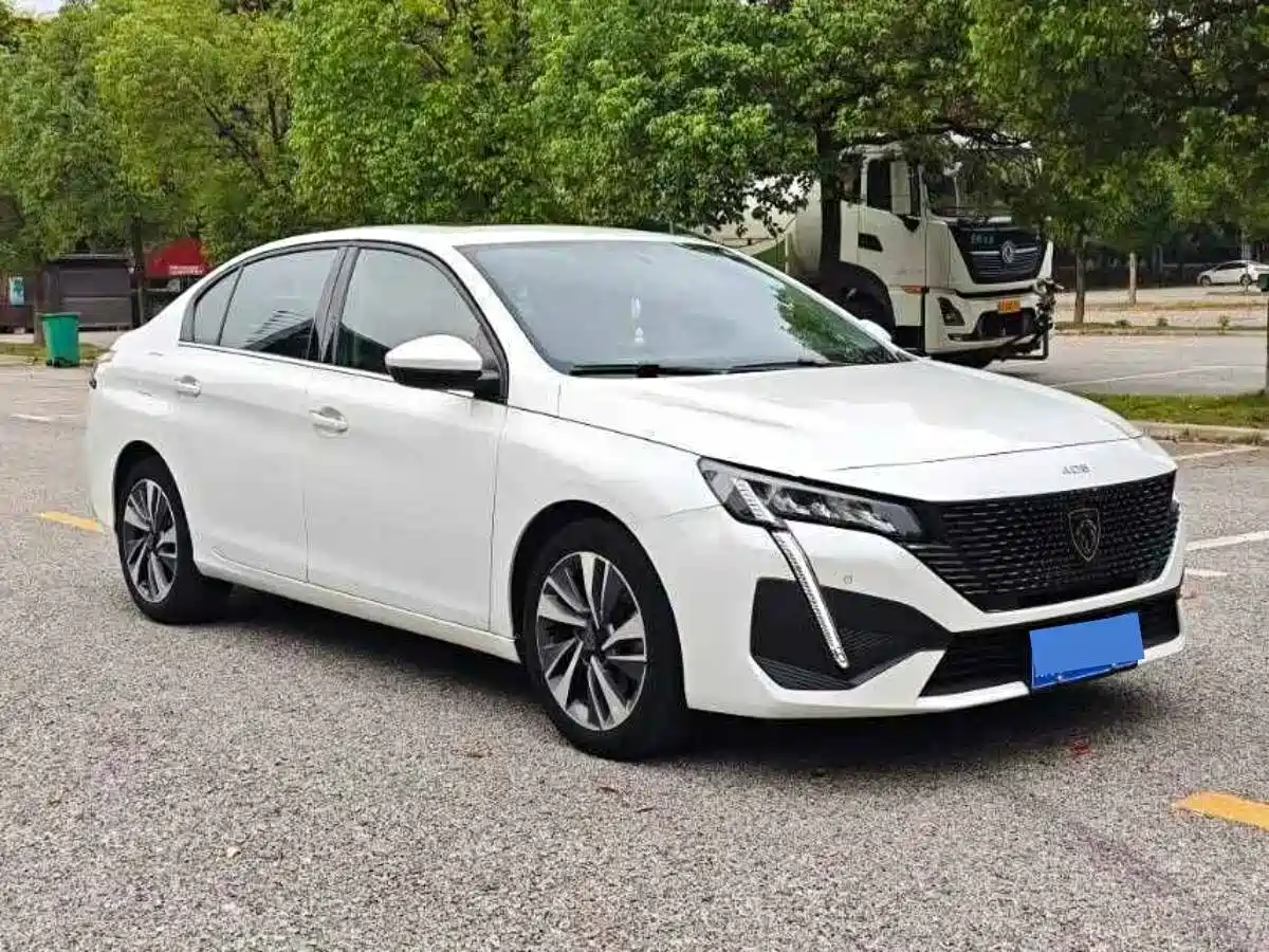 Peugeot 408 2023 2022 1.6T Light Chaser Edition