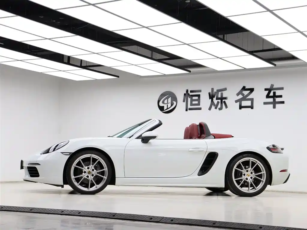 Porsche 718 2022 Boxster 2.0T фото 29