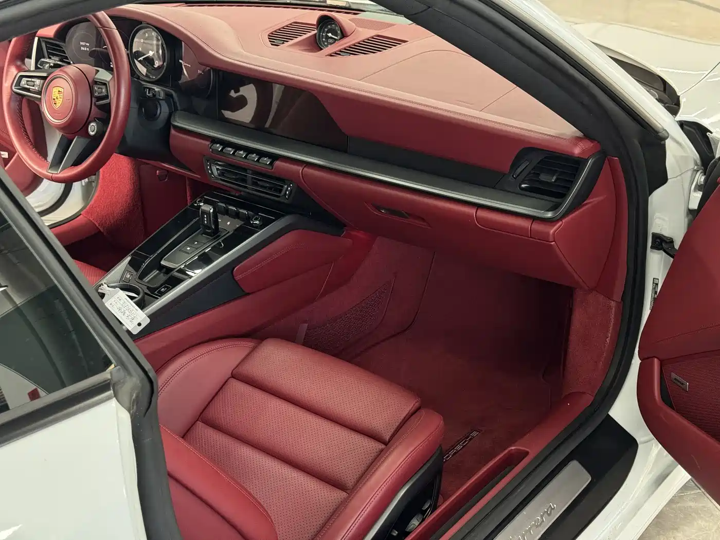 Porsche 911 2020 Carrera 3.0T фото 9